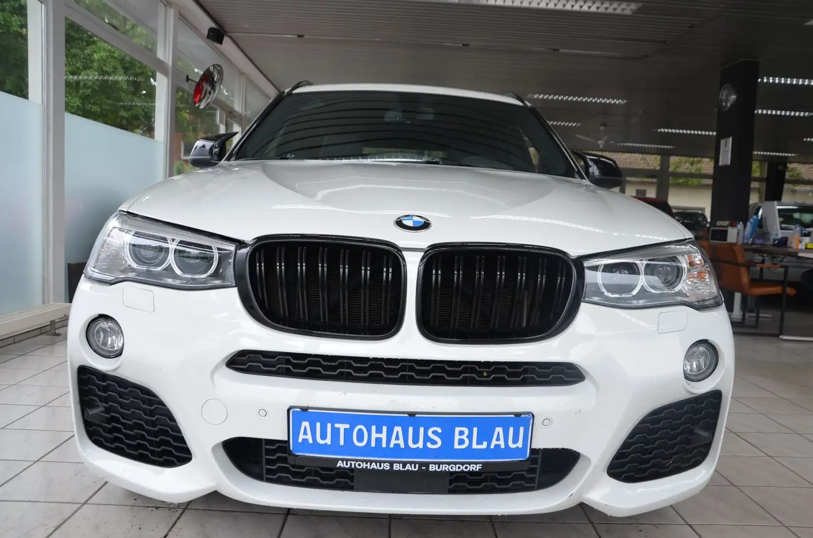 BMW X3 xDrive 28 i xLine *AUTOMATIK*LEDER*PANORAMA* Weiß - 2