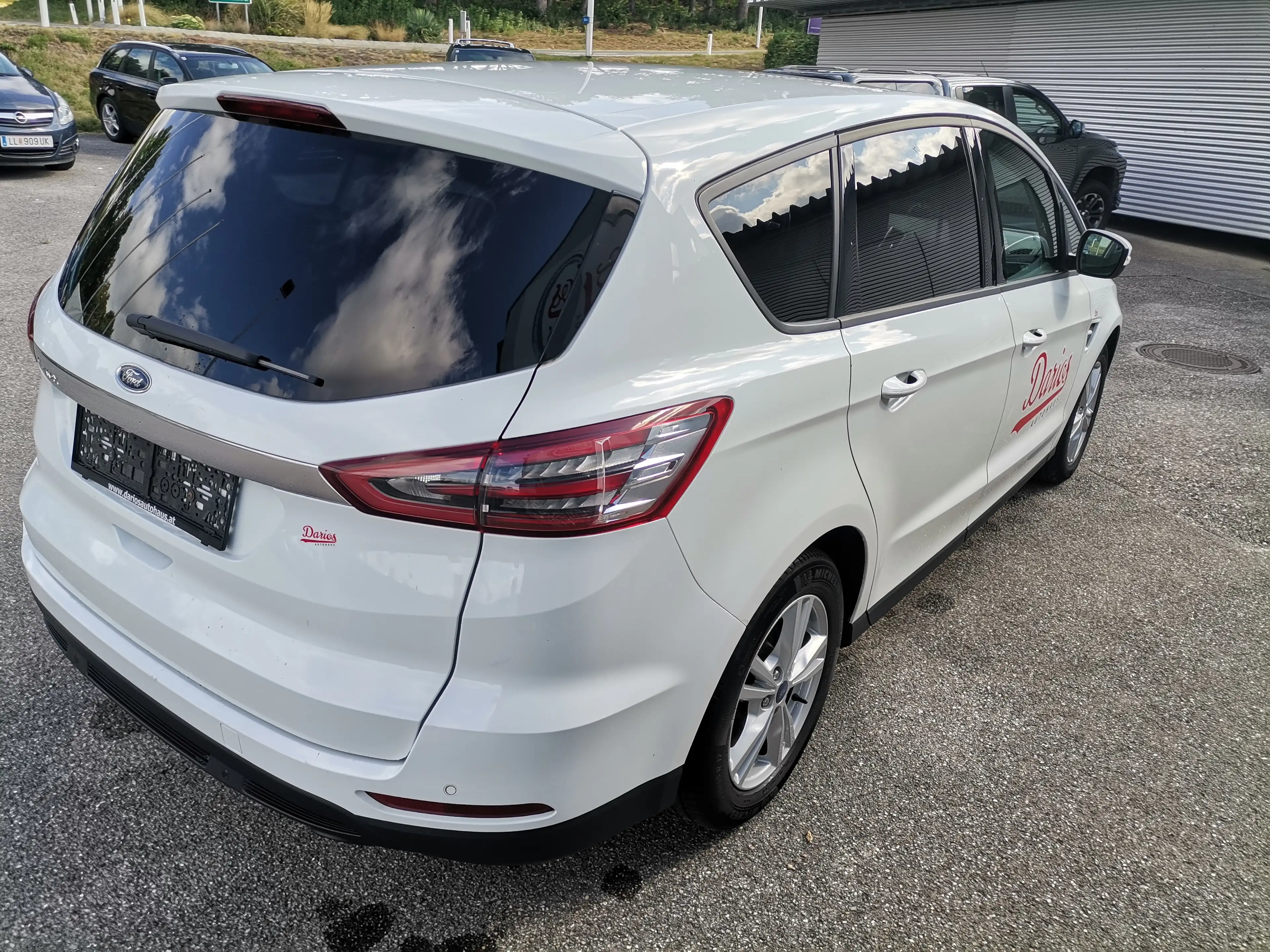 Ford S-Max Business — photo 9