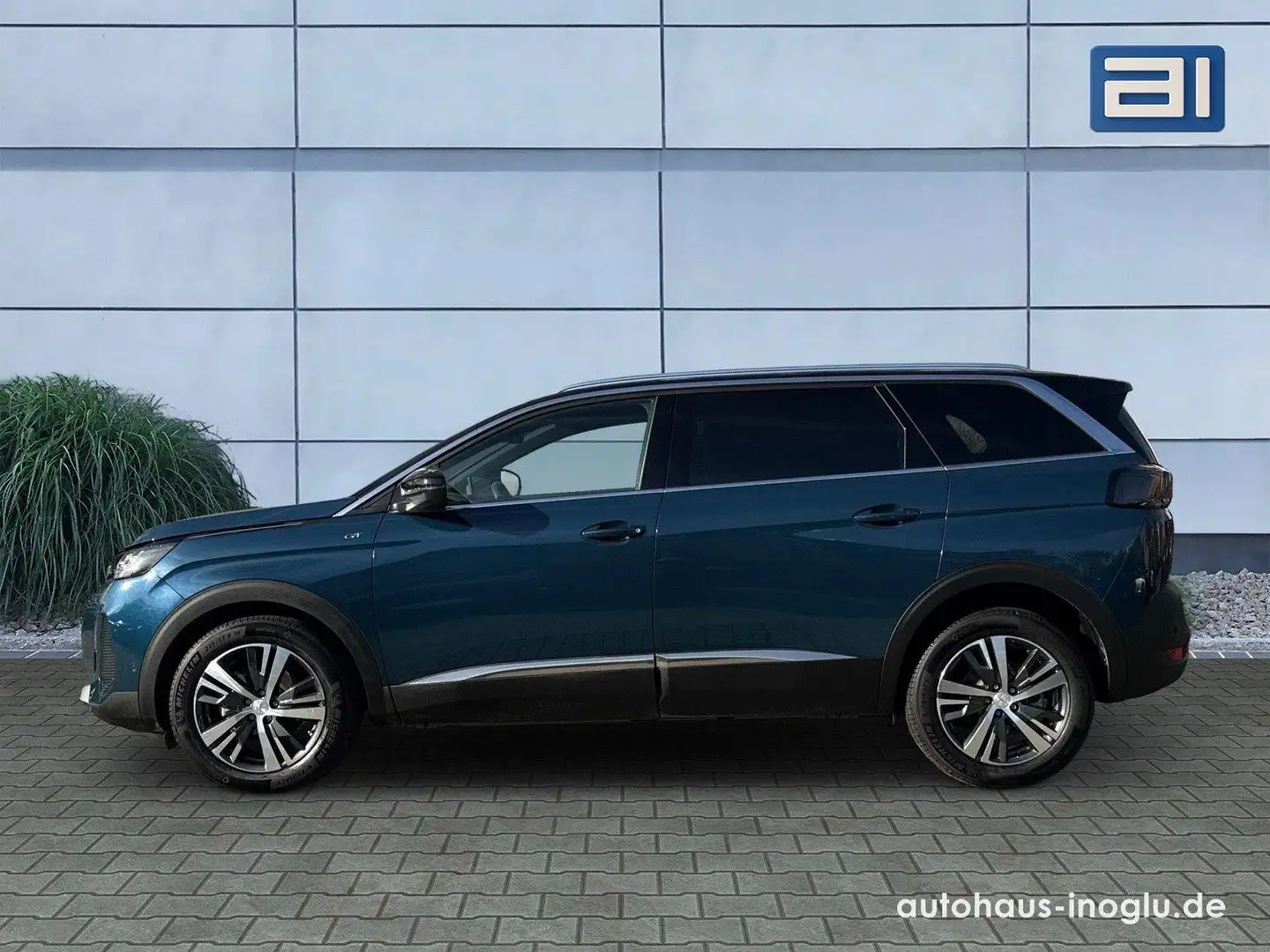 Peugeot 5008 1.2 GT*7Sitz*ACC*Kam*Navi*Shz*LED*el.Heck* Blau - 2