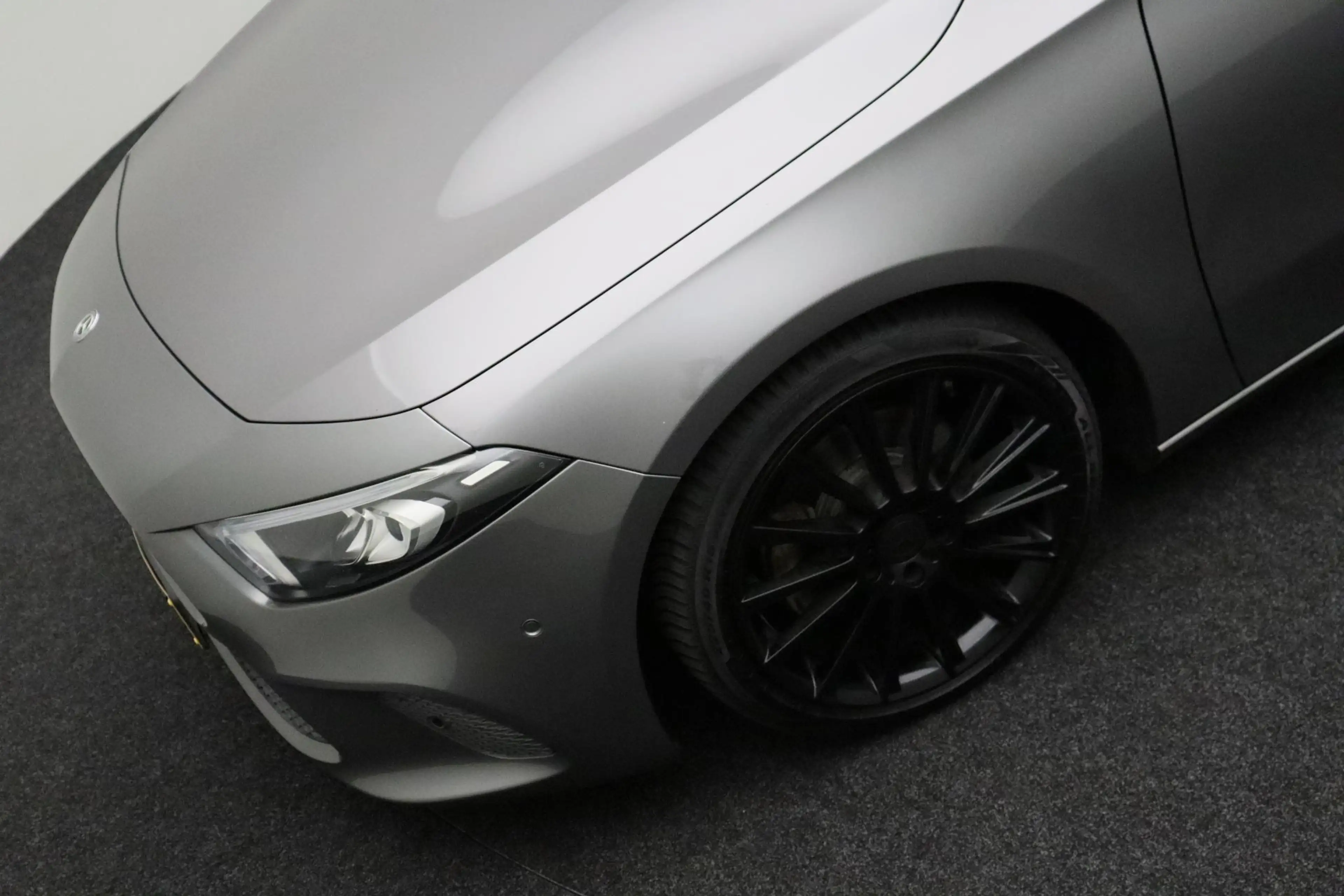 Mercedes-Benz A 200 Launch Edition Premium 2018 | Schuif Kantel Dak | — photo 19