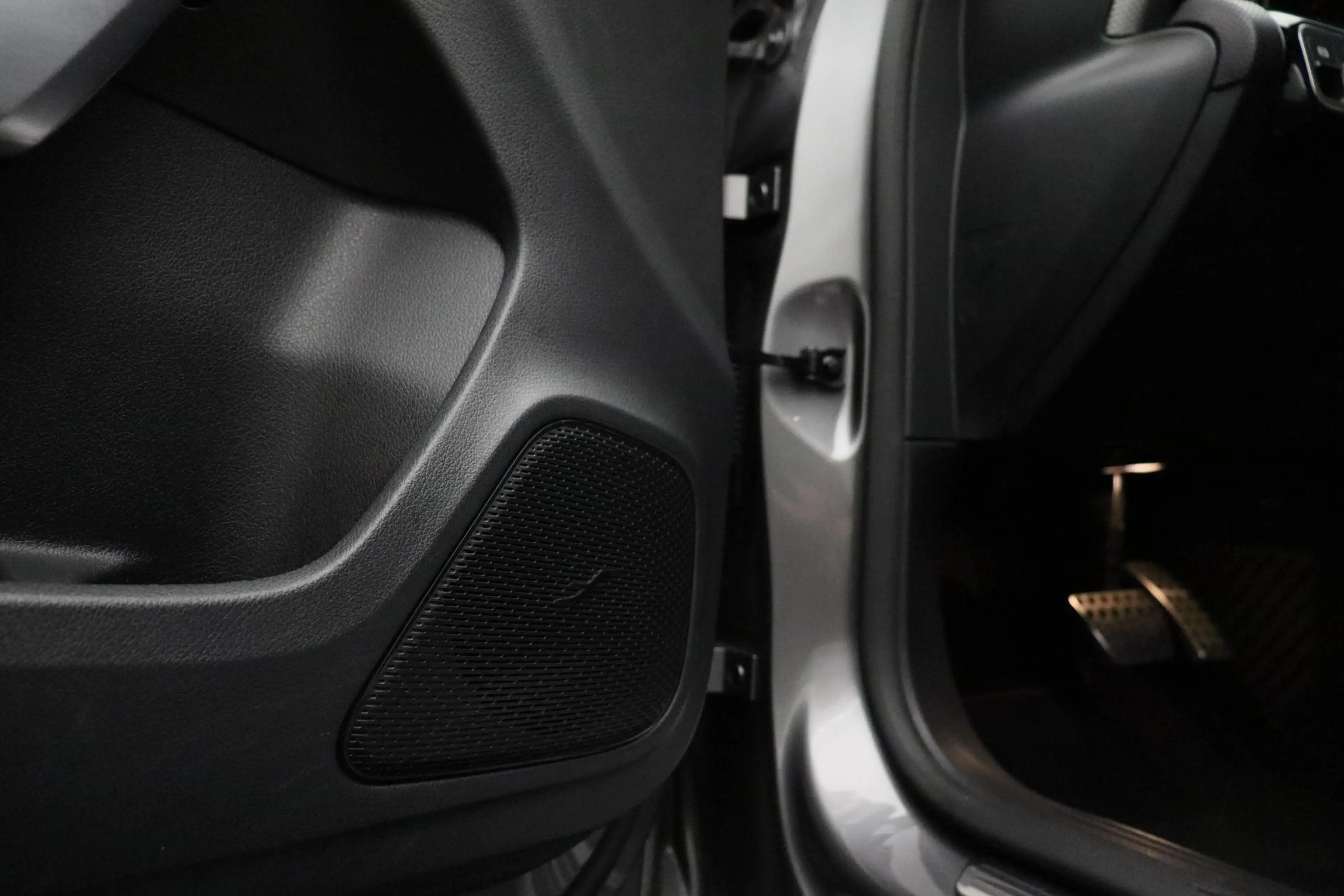 Mercedes-Benz A 200 Launch Edition Premium 2018 | Schuif Kantel Dak | — photo 25