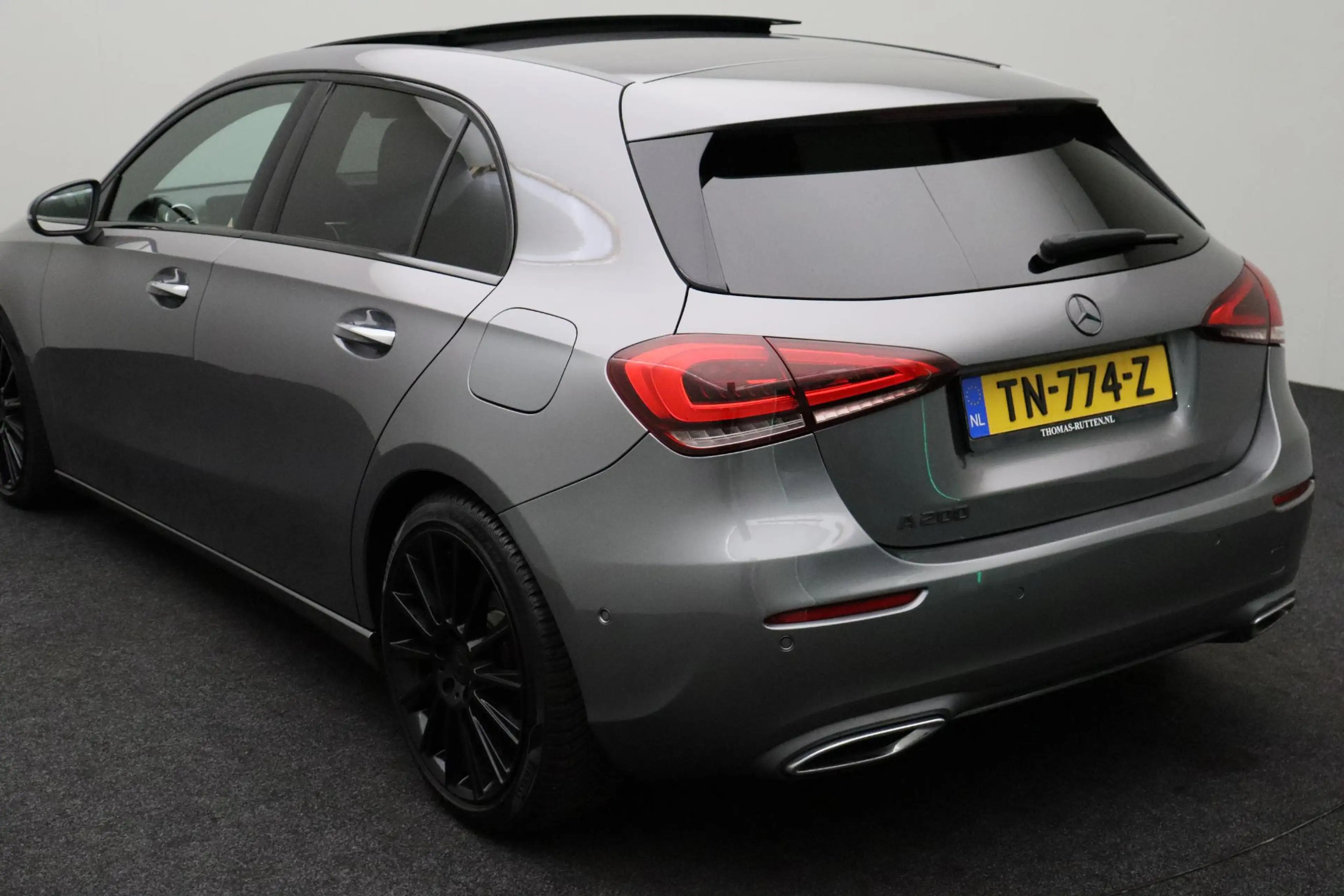 Mercedes-Benz A 200 Launch Edition Premium 2018 | Schuif Kantel Dak | — photo 21