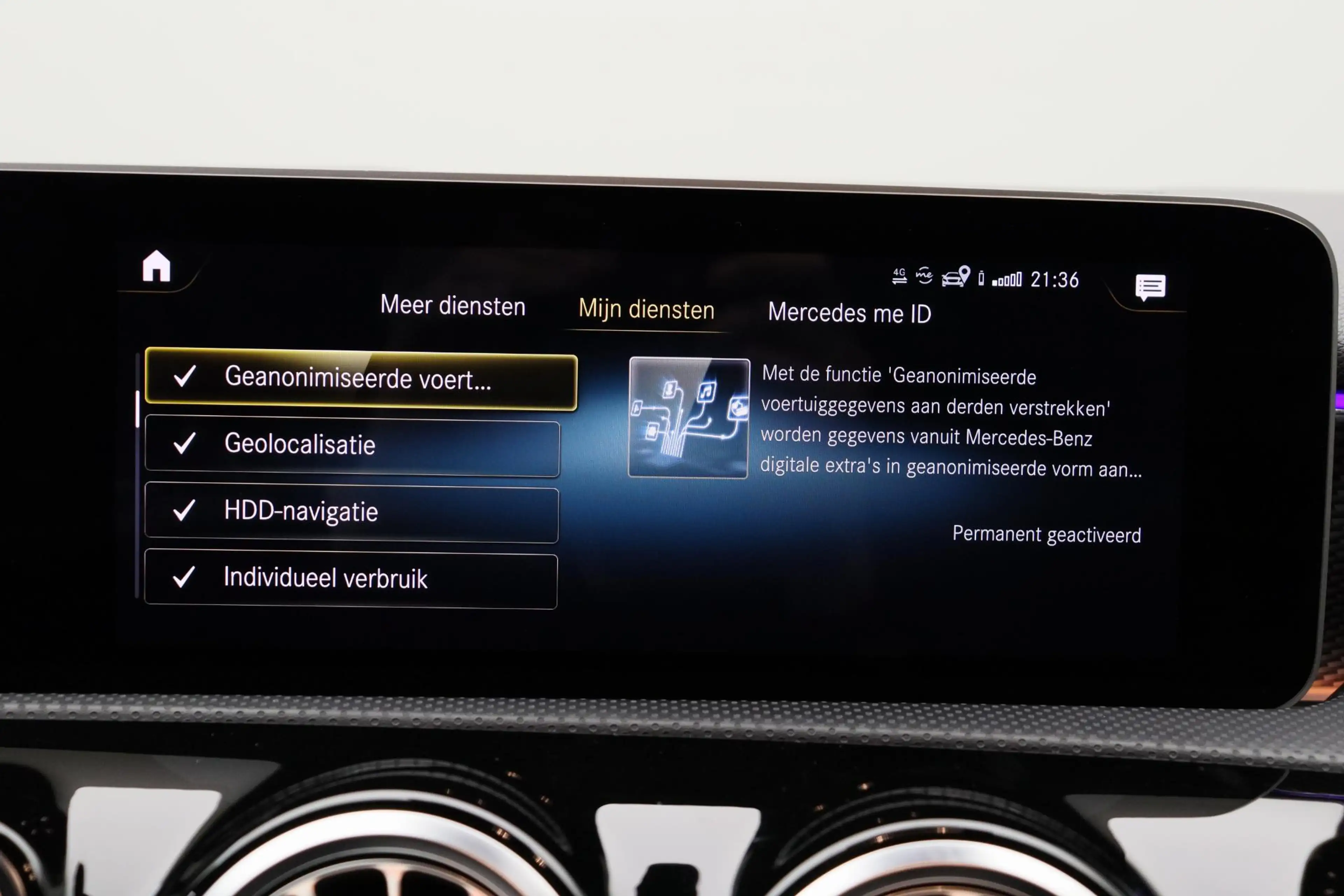 Mercedes-Benz A 200 Launch Edition Premium 2018 | Schuif Kantel Dak | — photo 32