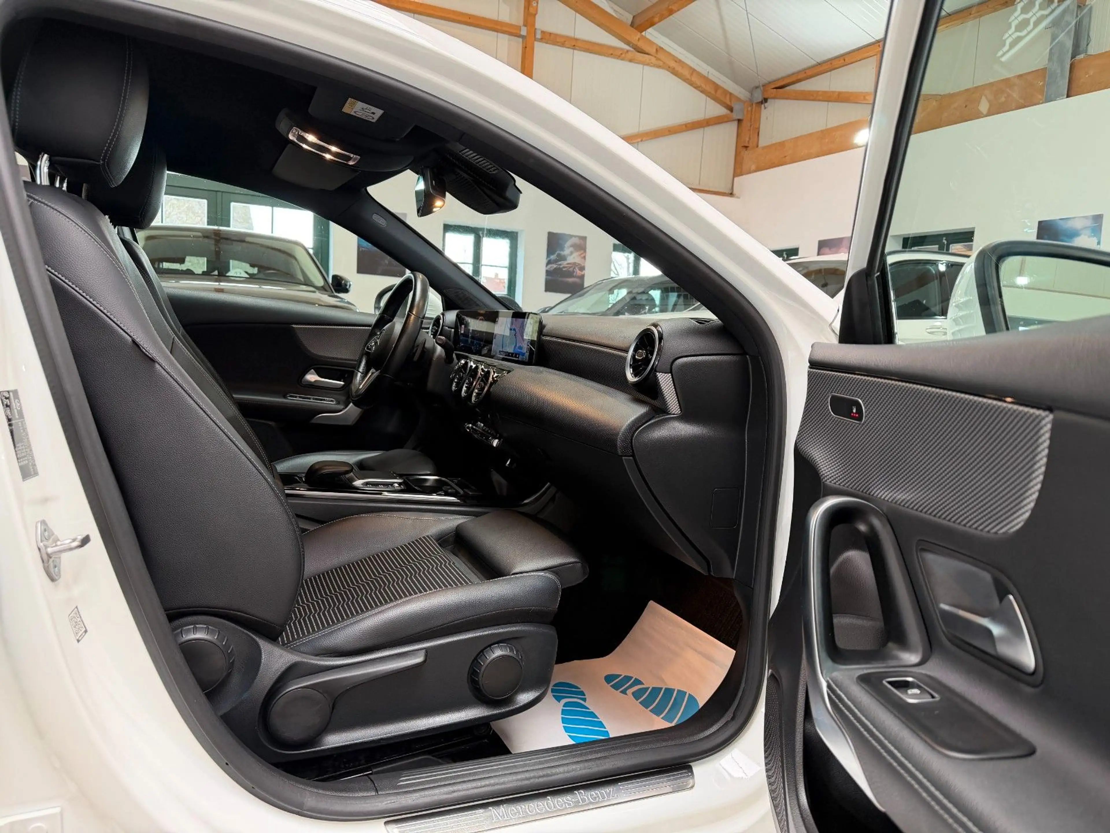 Mercedes-Benz A 200 d 8G-DCT Progressive 150PS LED/ASSIST+/MBUX — photo 9
