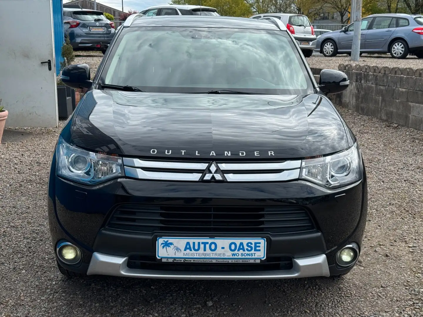 Mitsubishi Outlander ClearTec Instyle**4WD**AHK**7 SITZER** Schwarz - 2