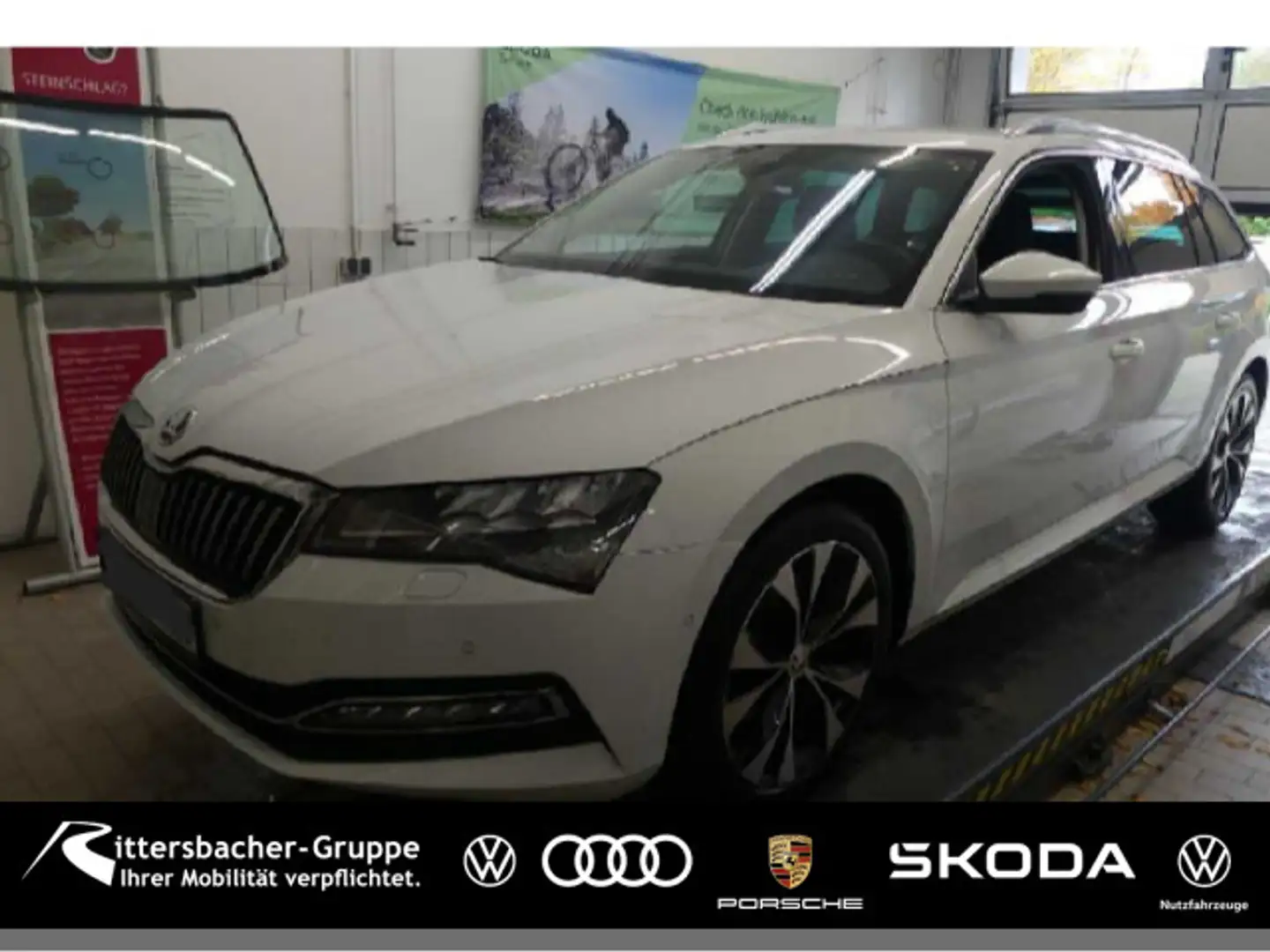 Skoda Superb Combi Style 2.0 TDI DSG Navi PDC Klima Weiß - 1