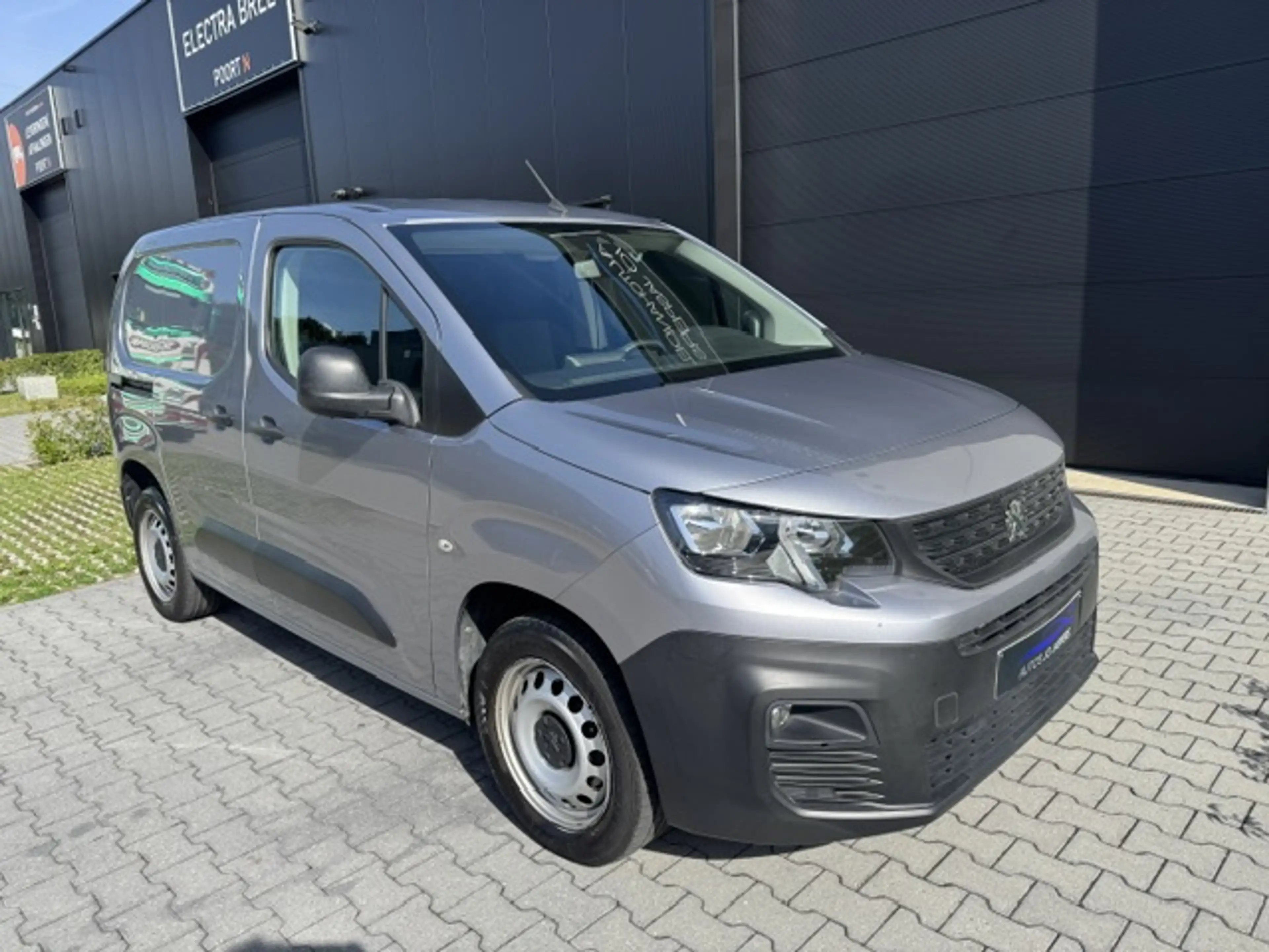 Peugeot Partner 1.5 BlueHDi L1 / Automaat / 3 pl — photo 4