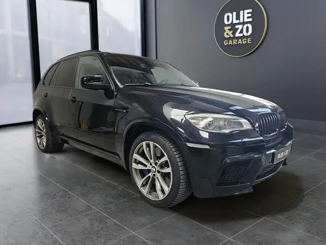 BMW X5 M 4.4i V8 | All-in | Akrapovic | Luchtvering | Leder