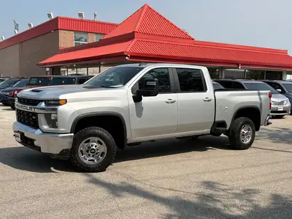 2022 Chevrolet Silverado 2500HD Pickup Truck Four-Wheel Drive Automatic
