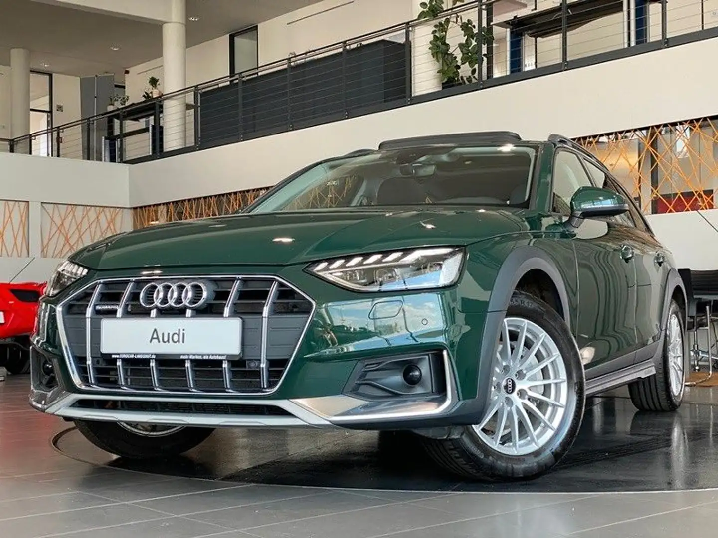 Audi A4 allroad 40TDI ViCo Matrix Pano SportS ACC AHK Verde - 1