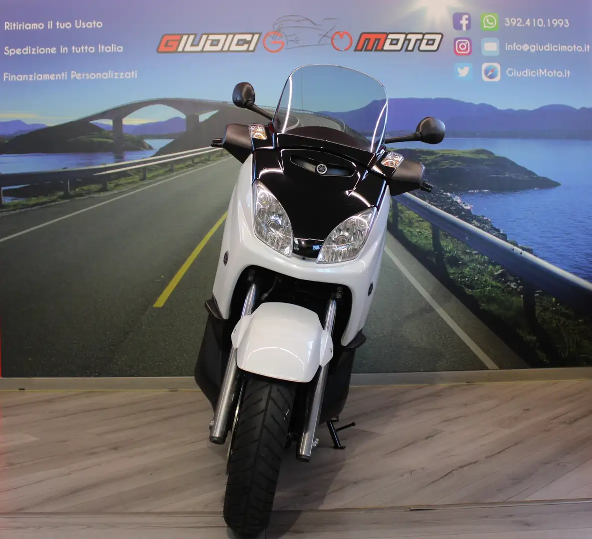 Yamaha X-Max 250 2009 - km 13345 Bianco - 2