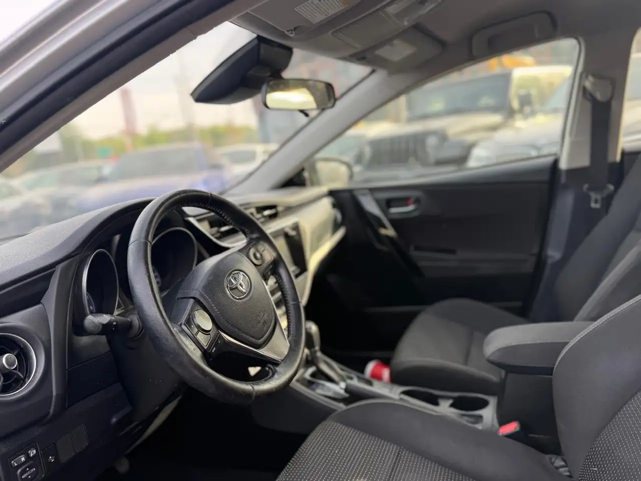Toyota Corolla снимка Toyota Corolla