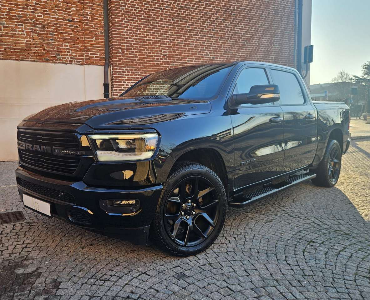 Dodge RAM 1500 5.7 V8/SPORT+NIGHT EDI/CERCHI 22/Gpl PRINS!!