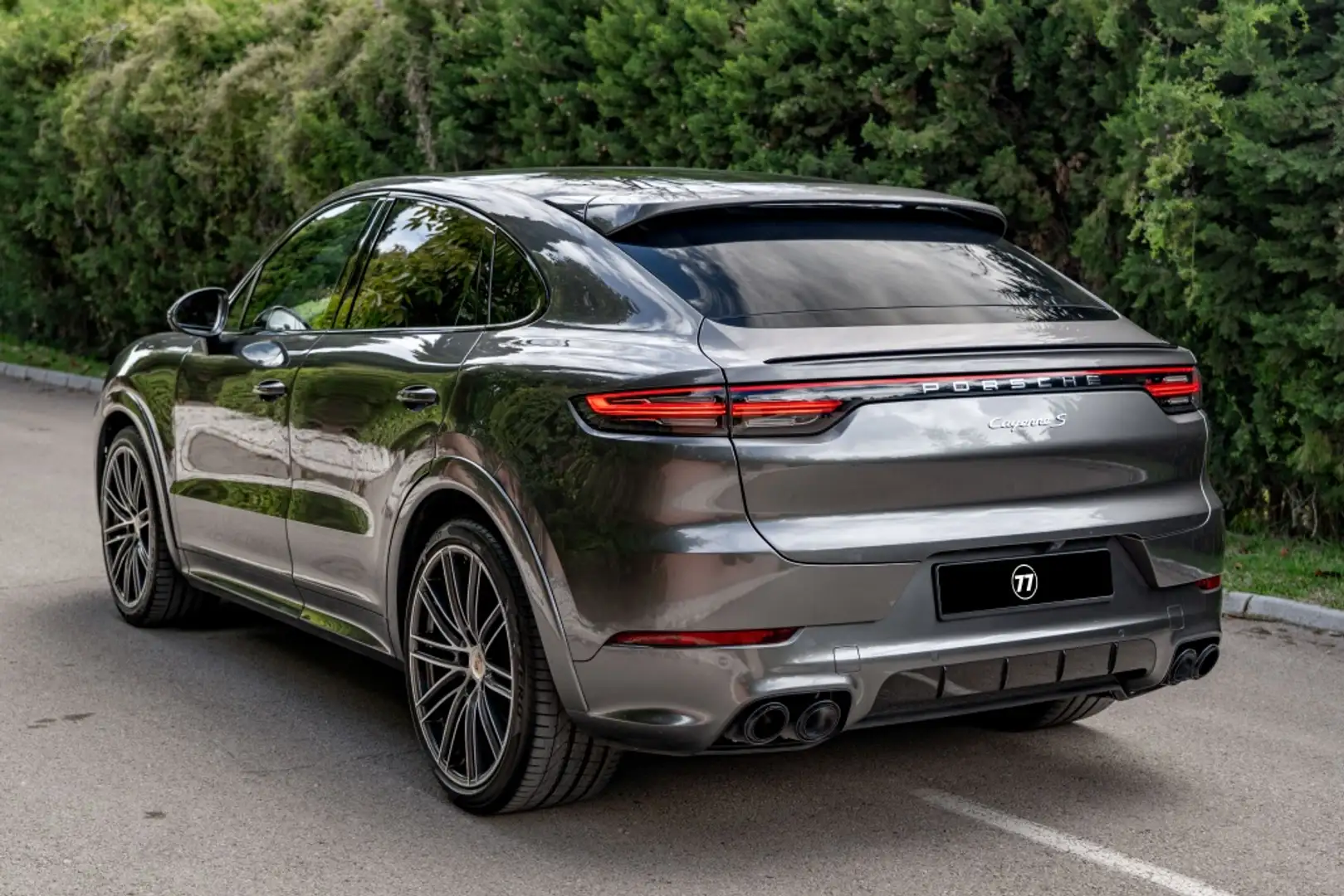 Porsche Cayenne S Coupé Aut. Gris - 2
