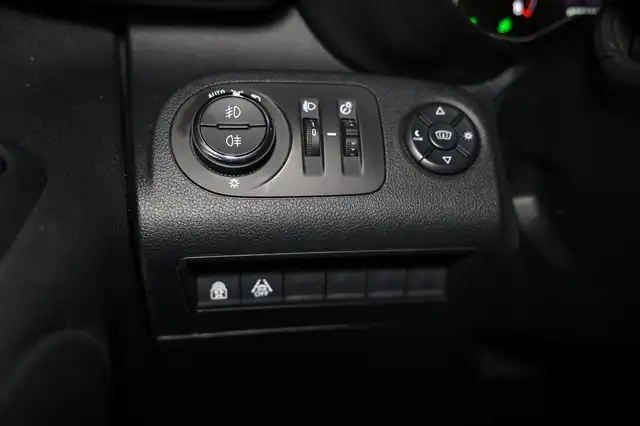 Opel Combo view 12