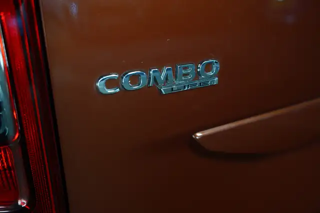 Opel Combo view 9