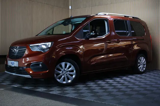 Opel Combo view 2
