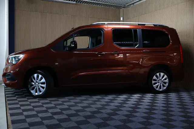 Opel Combo view 3