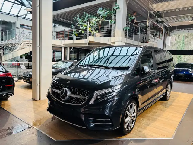 Mercedes-Benz V 300 V 300 d AMG Line • 360° •  Standheizung