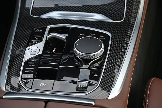 BMW X5 xDrive50e PHEV 25,7kWh Aut. NP €120k AHK elektr... Ansicht 12