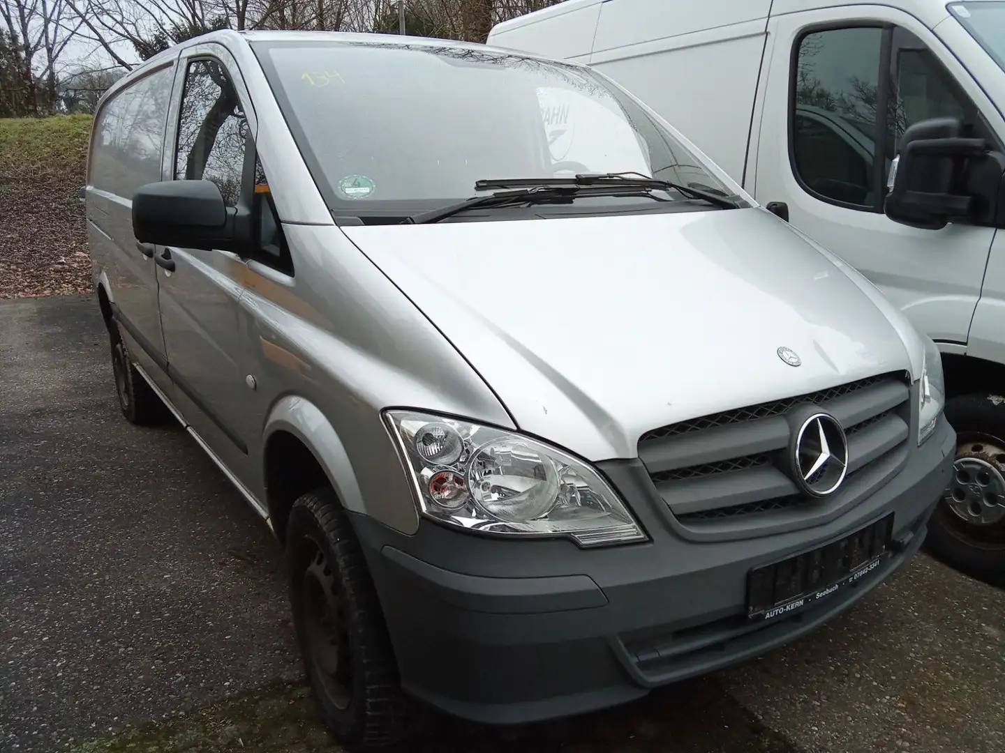 Mercedes-Benz Vito Kühlkasten 4x4 Grau - 2