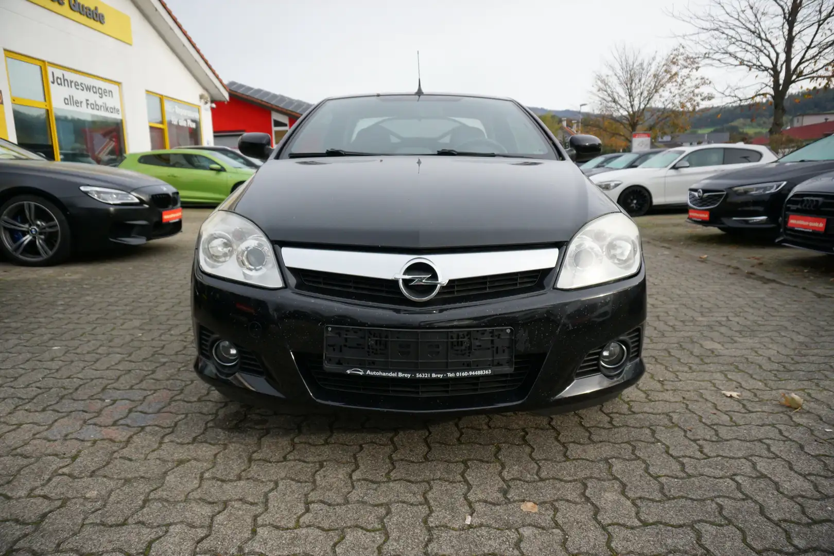 Opel Tigra Twin Top Edition / Heckschaden- Auffahrunfall Noir - 2