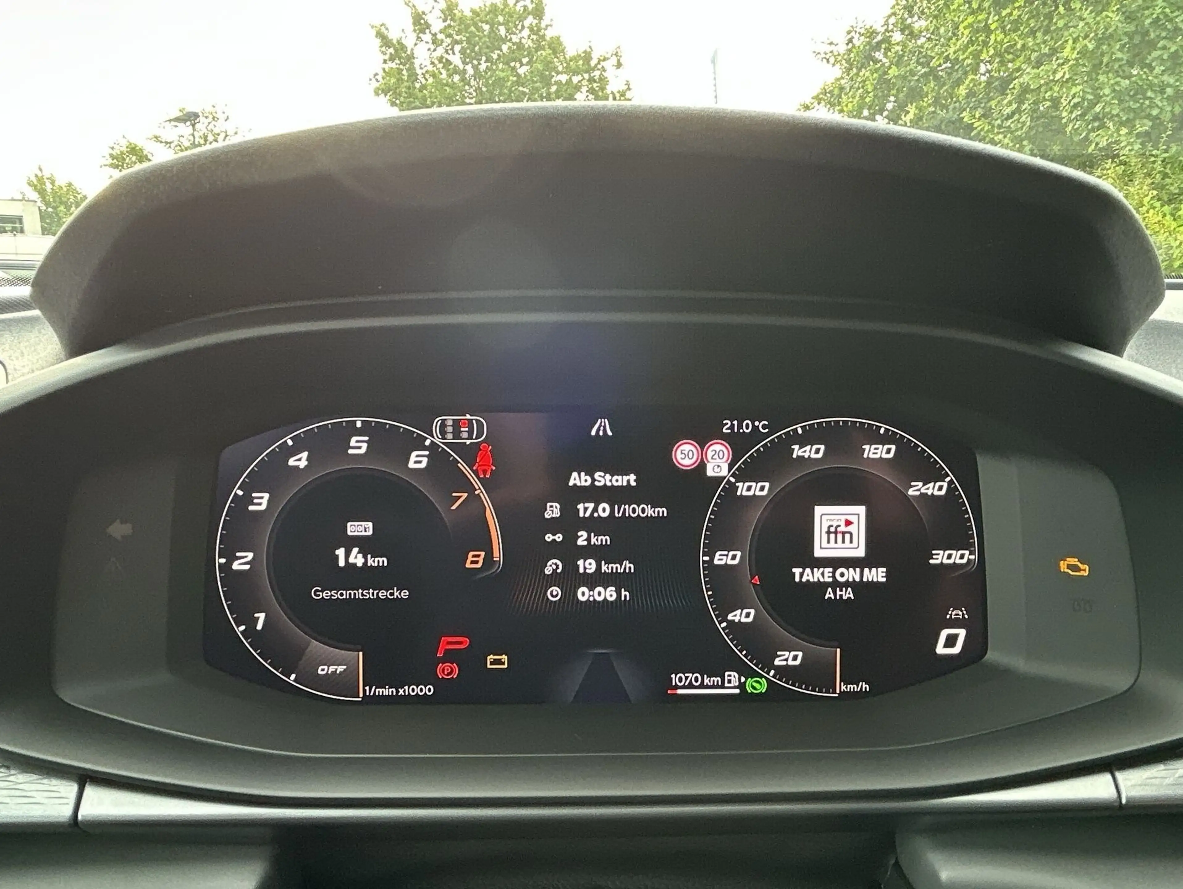 CUPRA Terramar 2.0 TSI 4Drive W VZ Pano Matrix ACC LED — photo 14