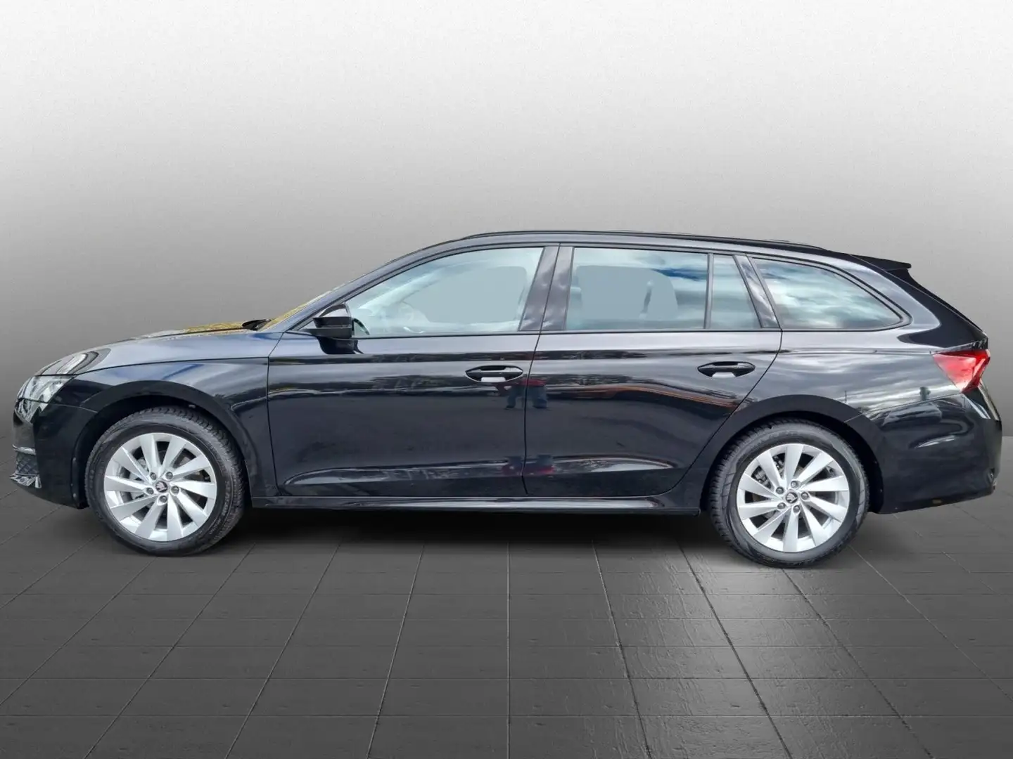 Skoda Octavia Combi 1.5TSI Selection DSG Navi LED EPH Schwarz - 2