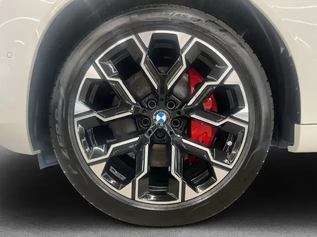 BMW X3 view 6