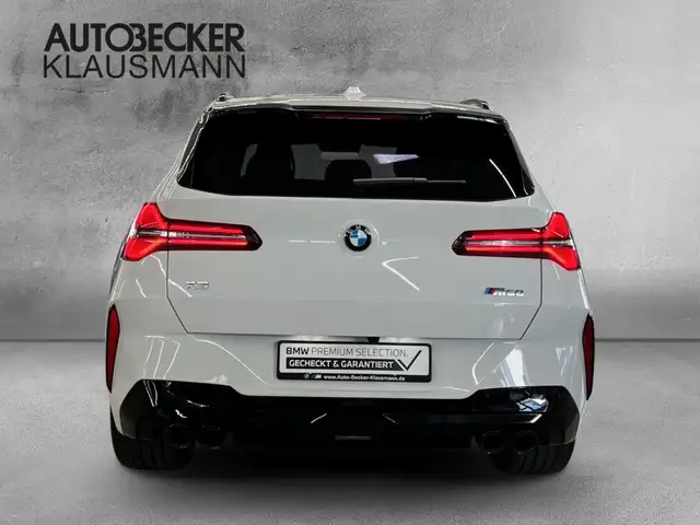 BMW X3 view 5