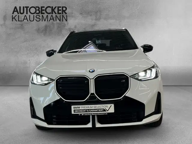 BMW X3 view 4