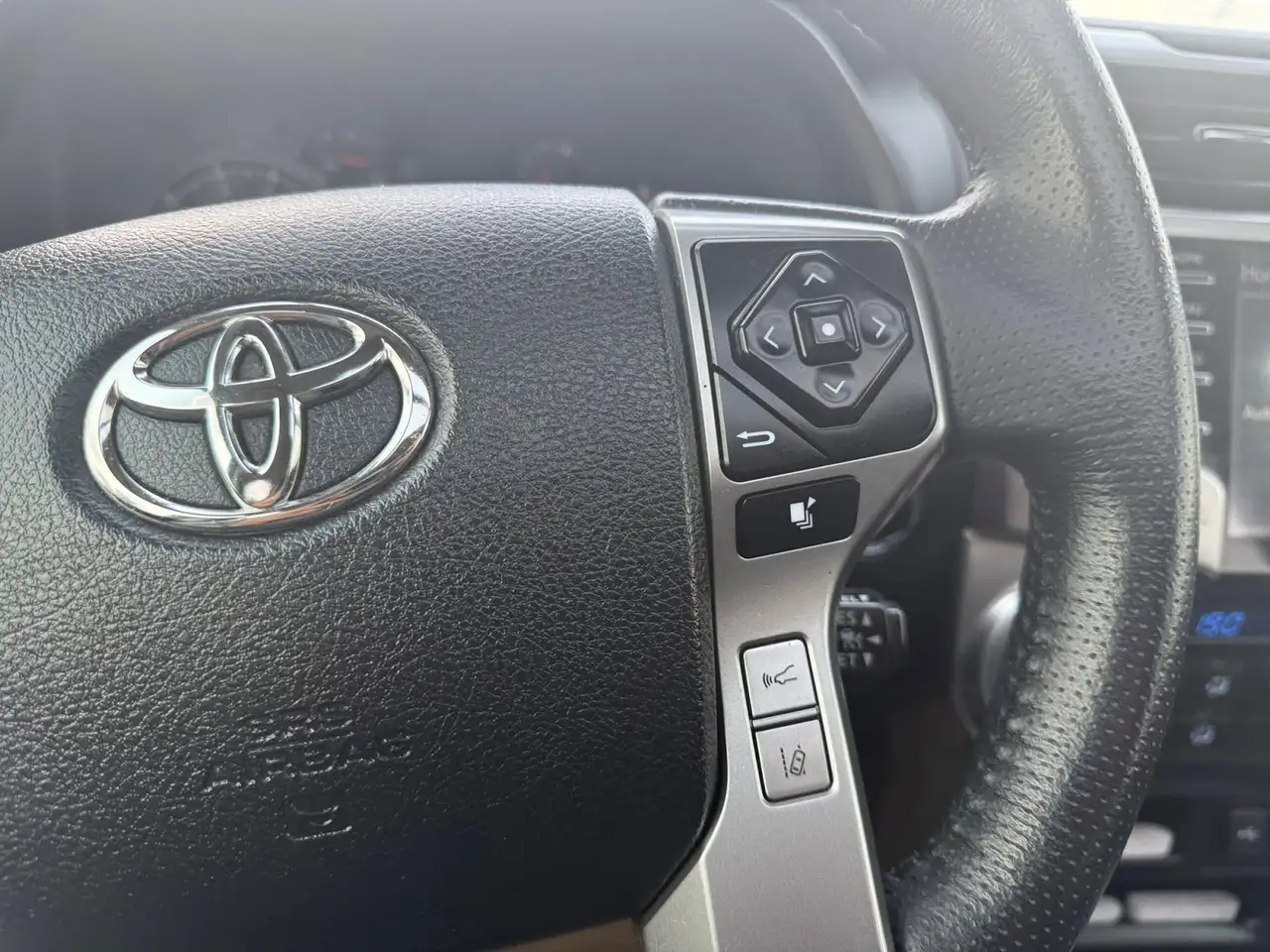 Toyota 4-Runner photo Toyota 4-Runner
