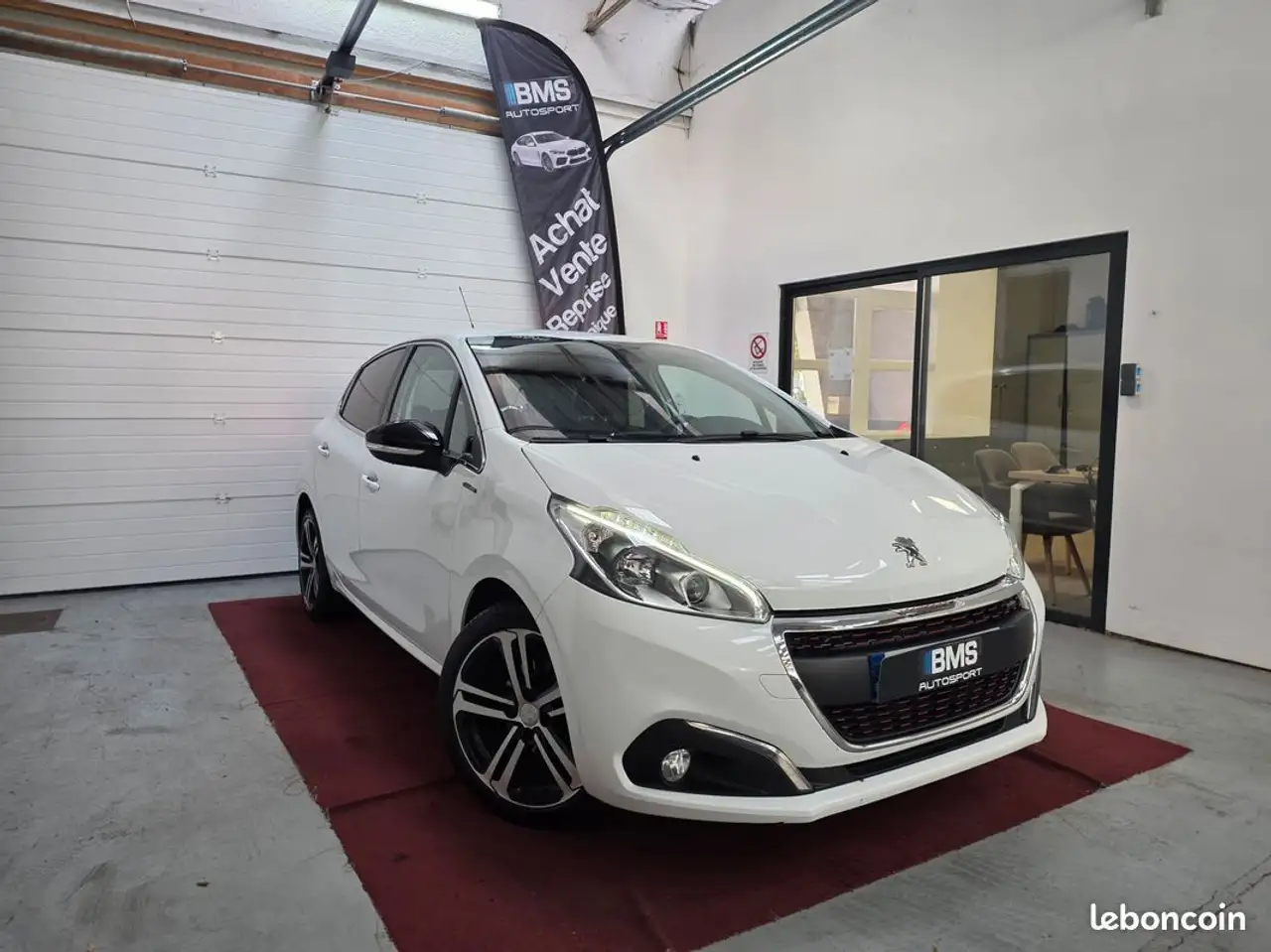 Peugeot 208 GT 1.6 120 (Jantes 17, CamÃ©ra, Cuir cha