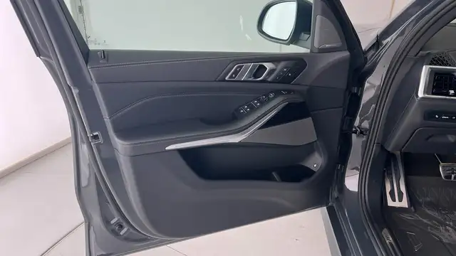 BMW X5 xDrive50e Ansicht 8