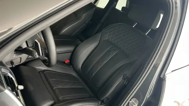 BMW X5 xDrive50e Ansicht 12