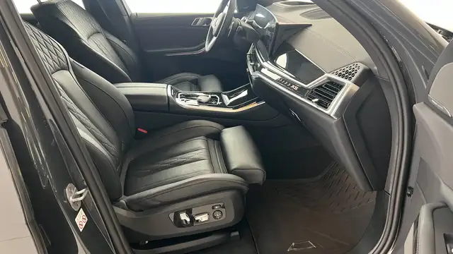 BMW X5 xDrive50e Ansicht 5