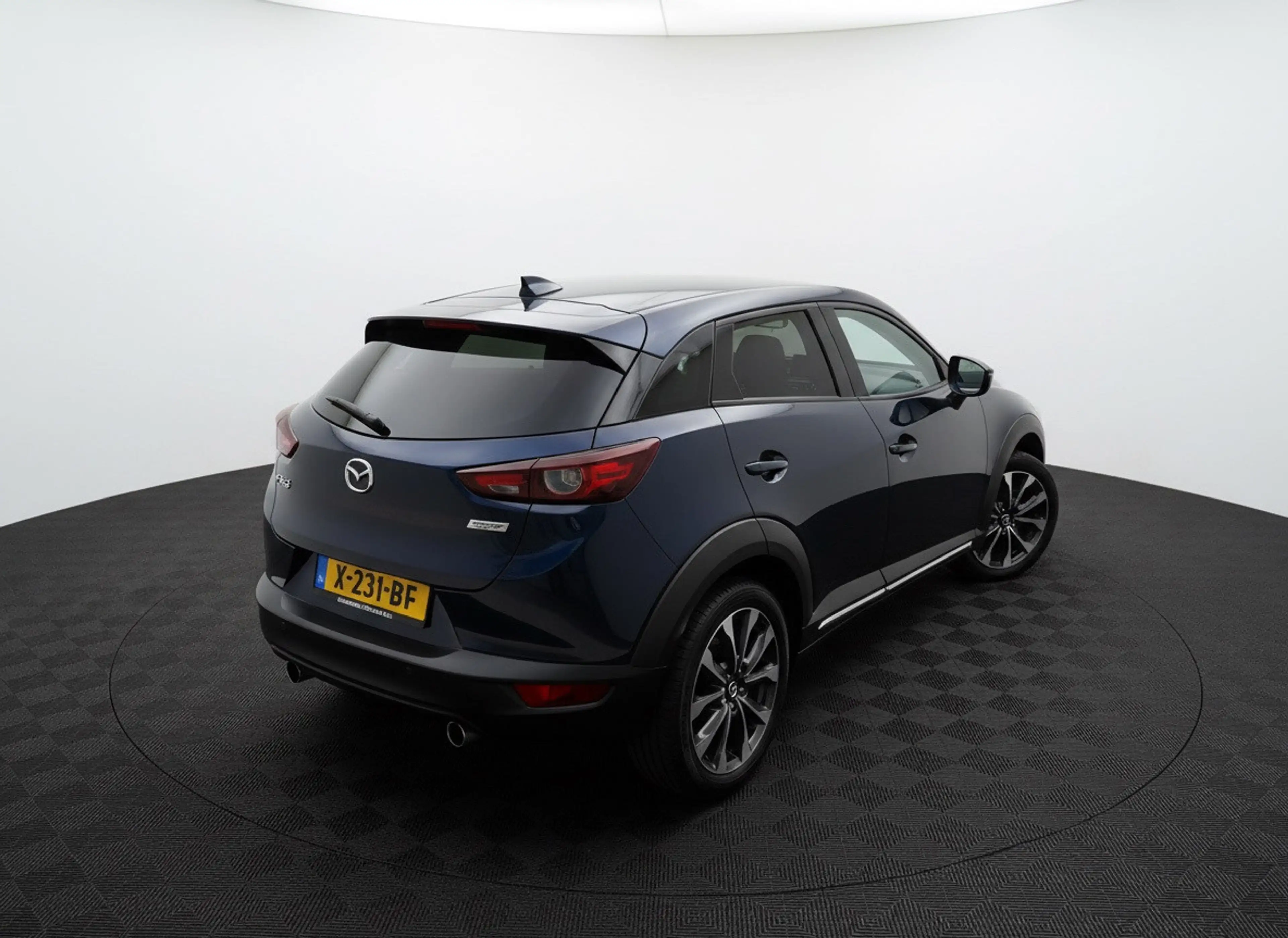 Mazda CX-3 2.0 SkyActiv-G 120 GT-M — photo 4
