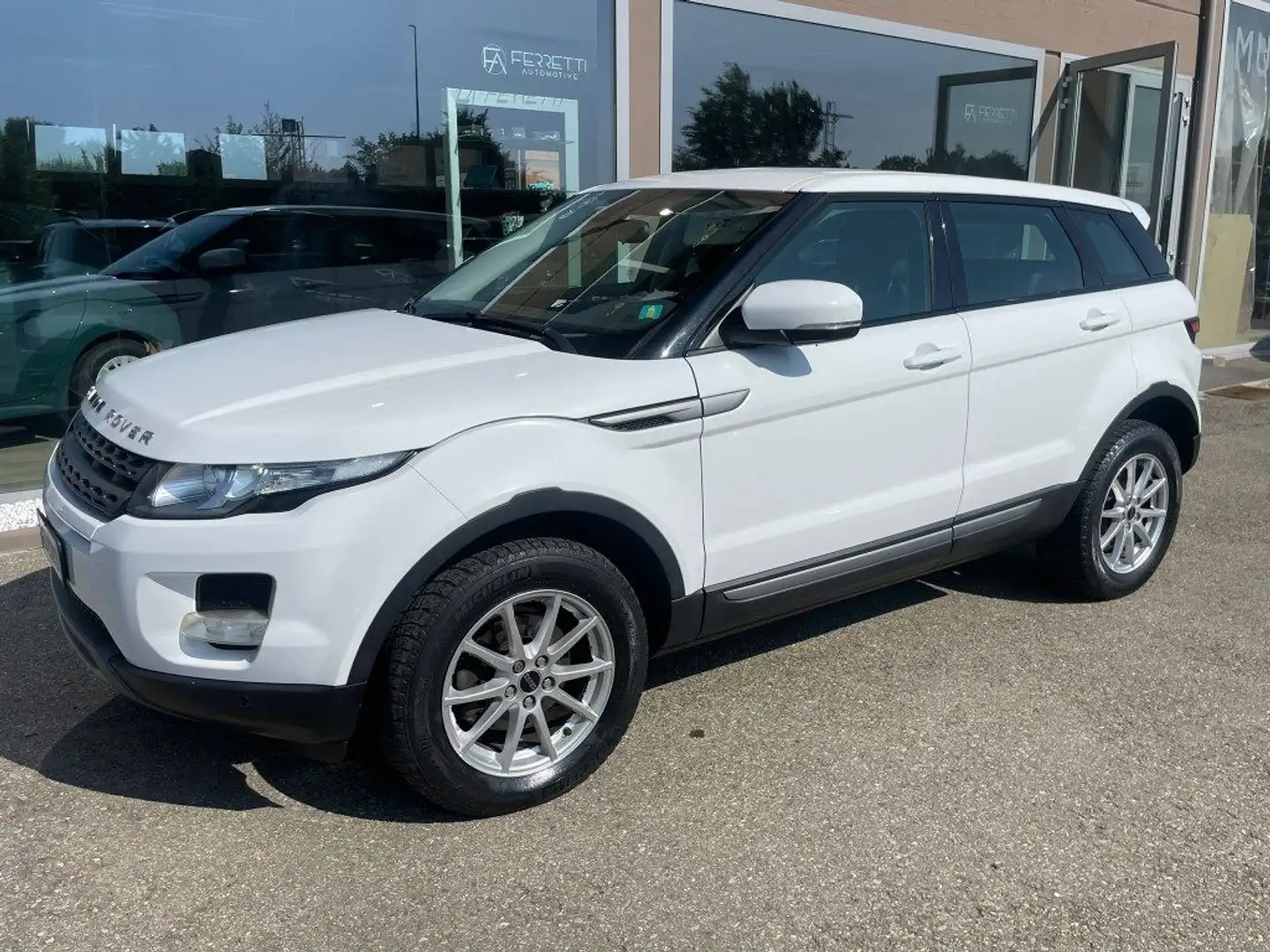 Land Rover Range Rover Evoque 2.2 TD4 5p. Prestige Bianco - 2