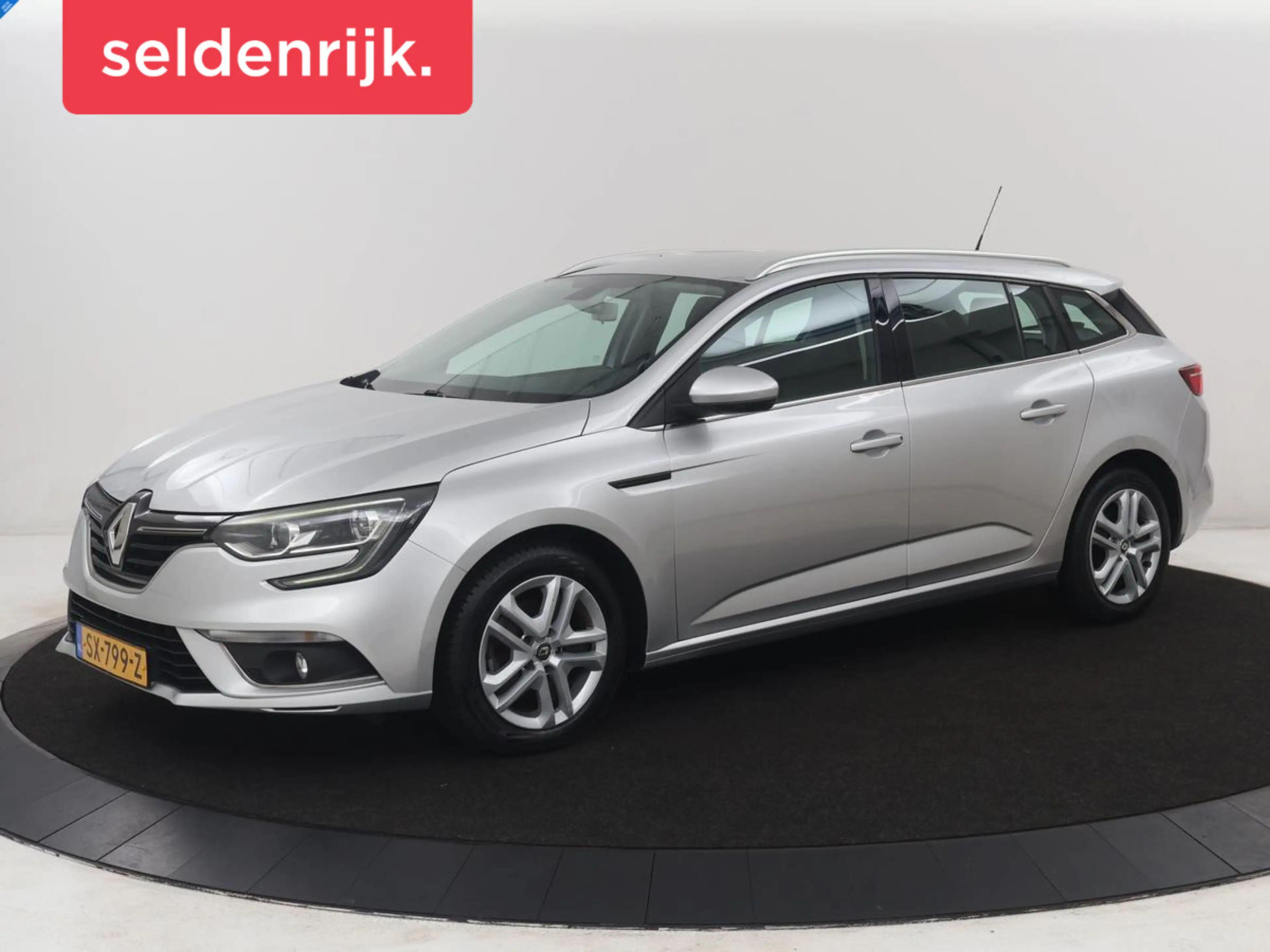 Renault Megane Estate 1.3 TCe Zen | Trekhaak | Navigatie |