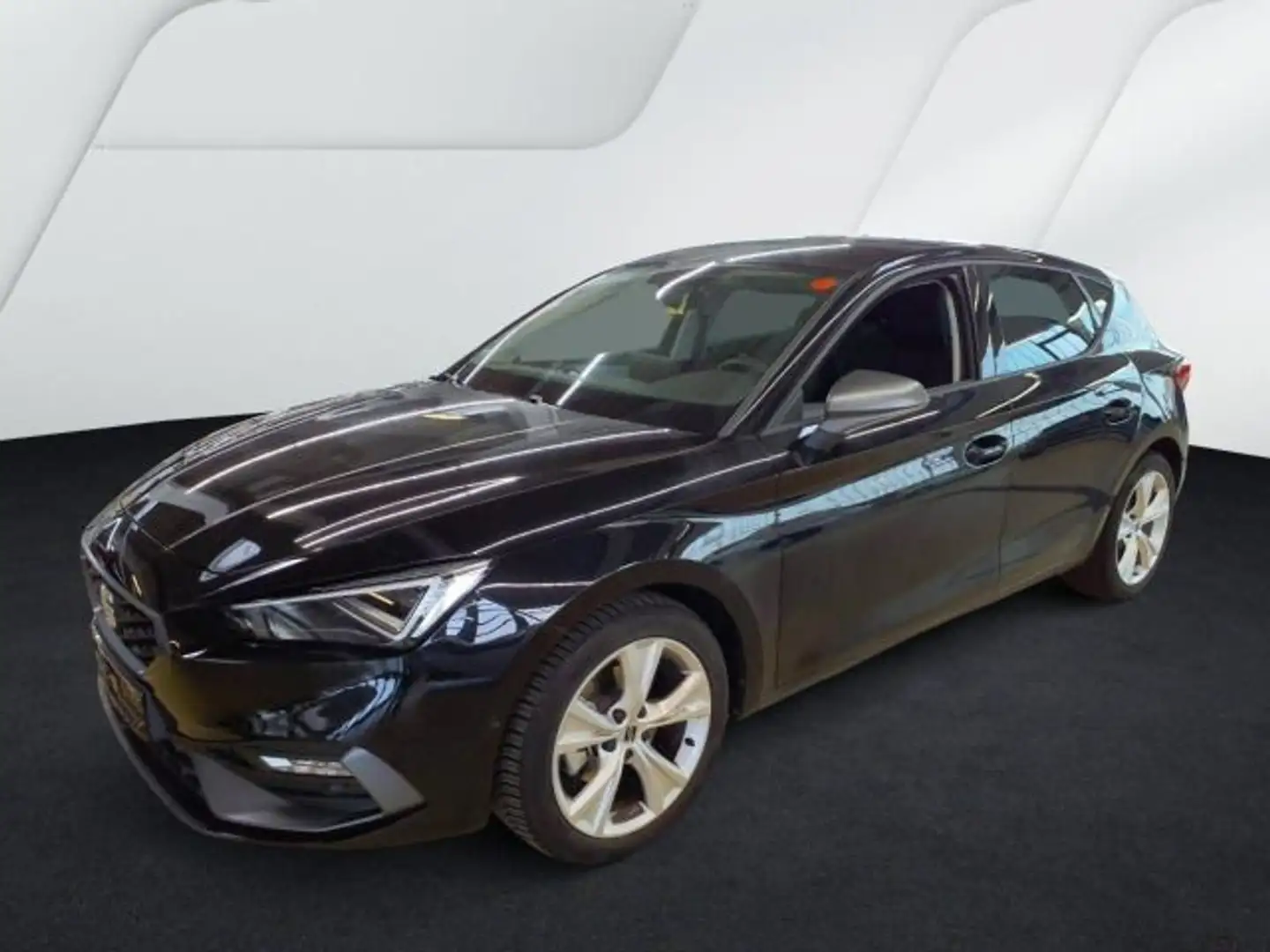 SEAT Leon 1.5 eTSI DSG FR Navi Kam. SHZ Matrix ACC Schwarz - 2