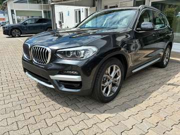 xDrive 20 d xLine HUD AHK Standheizung