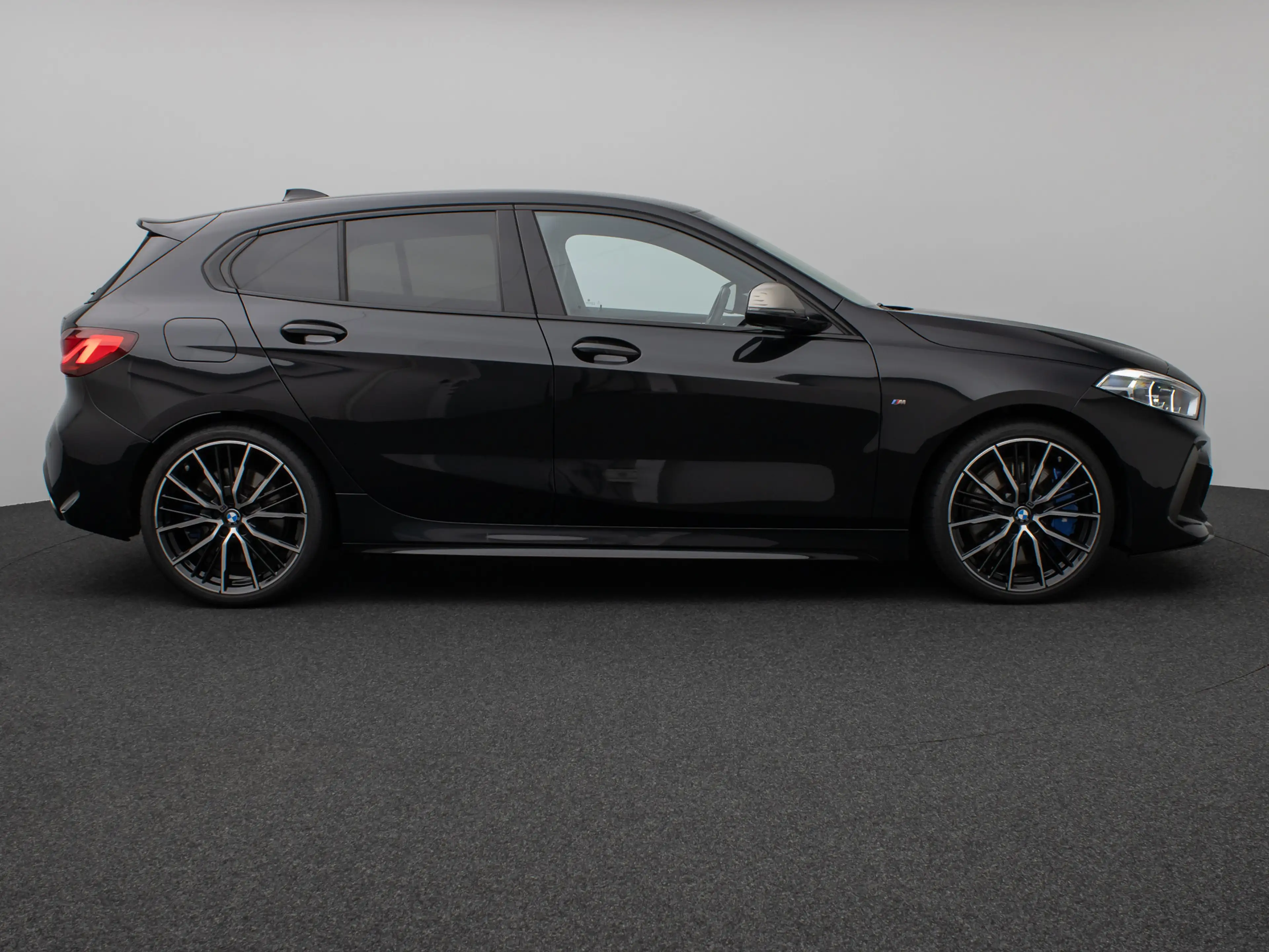 BMW 135 xD HUD DAB H K Komfort 19 Lenkradheizung — photo 5
