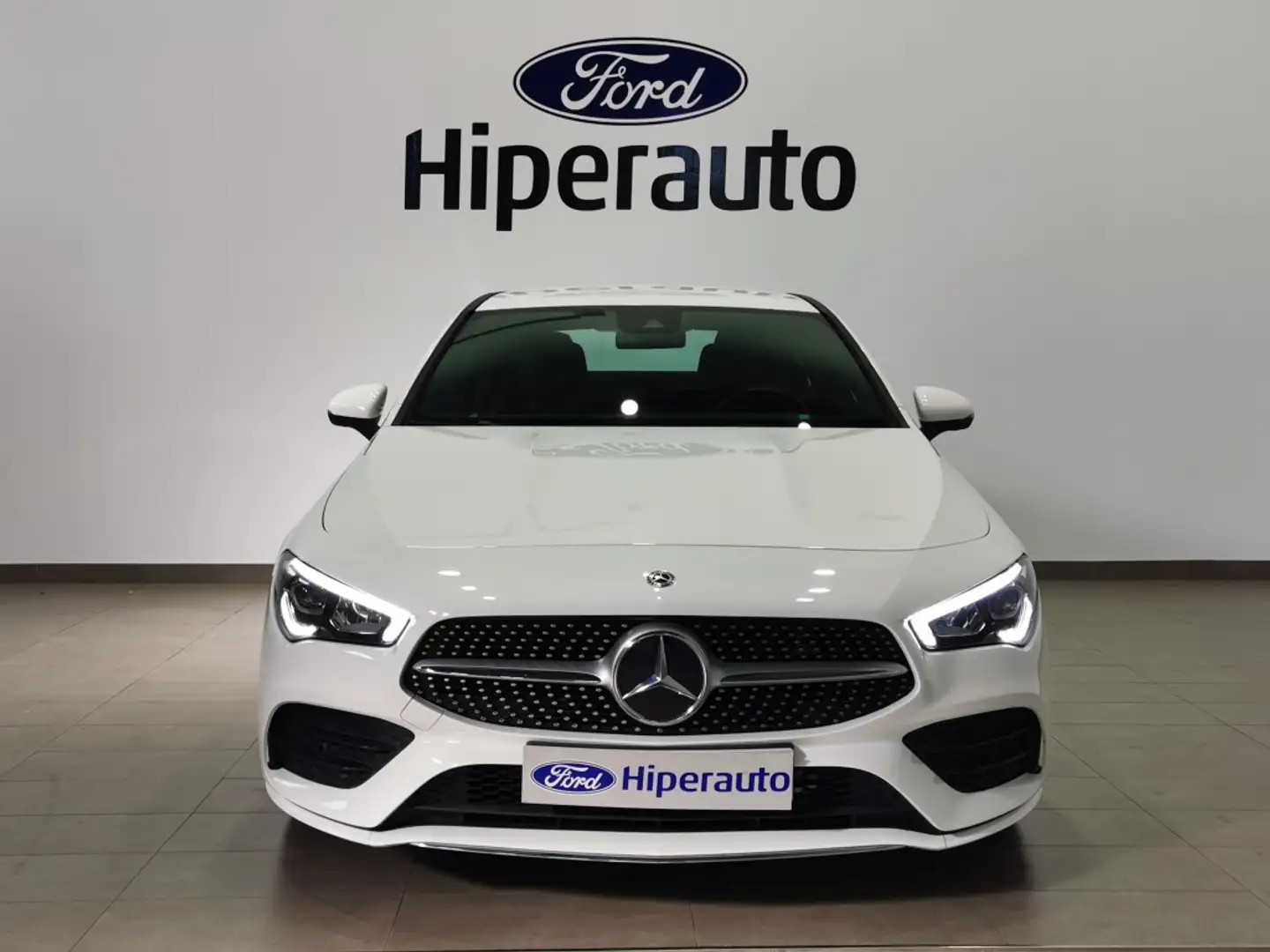 Mercedes-Benz CLA 200 200d Blanco - 2
