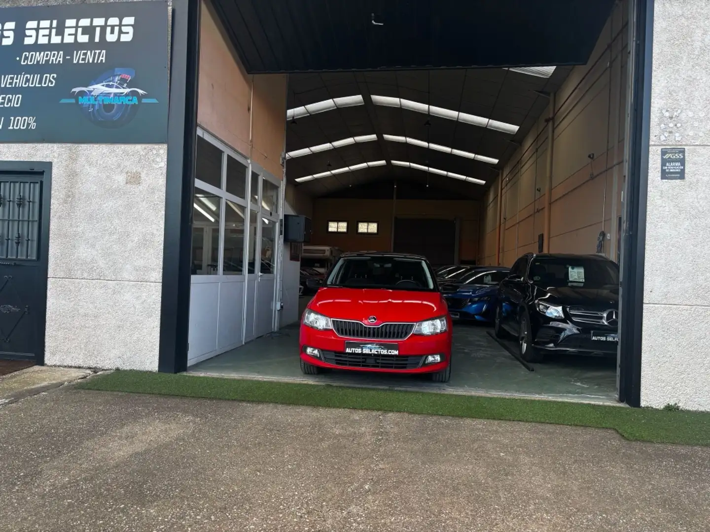 Skoda Fabia 1.2 TSI Style 66kW Rot - 2