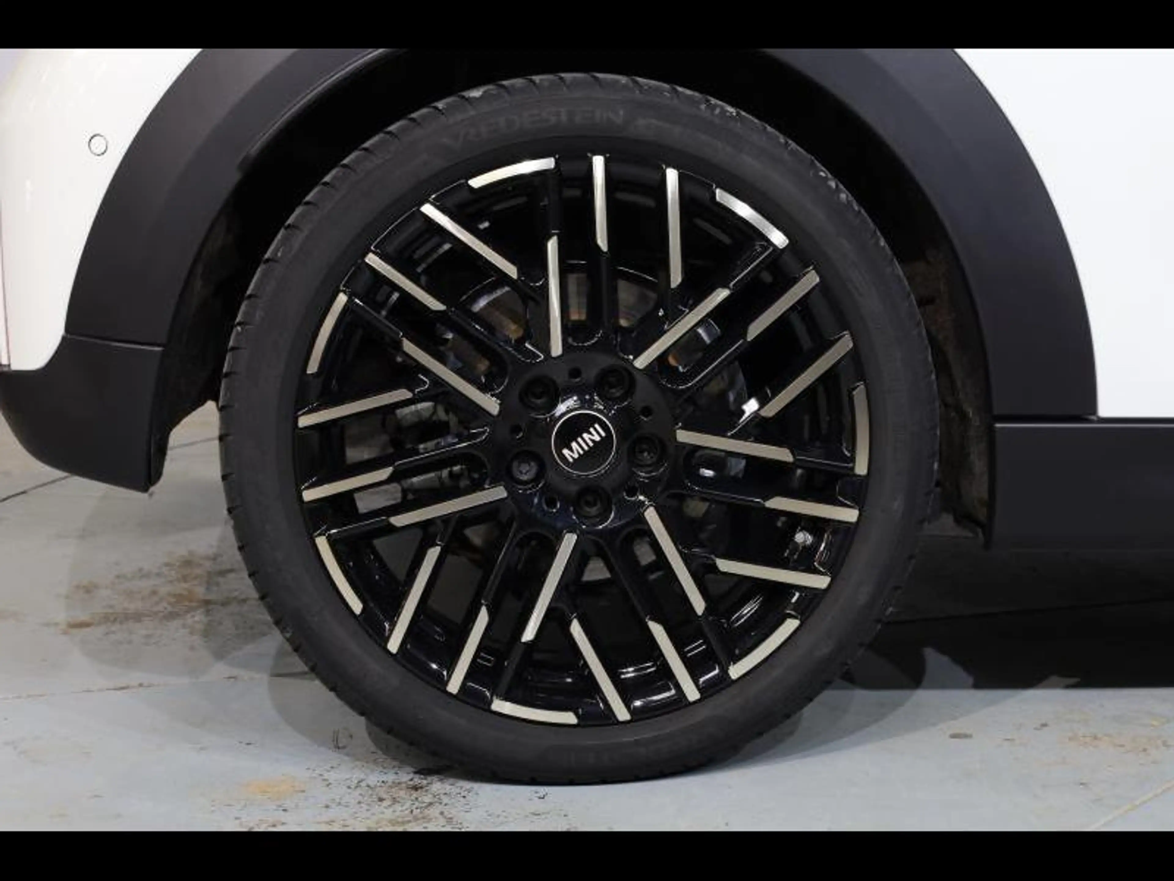 MINI Cooper C — photo 9