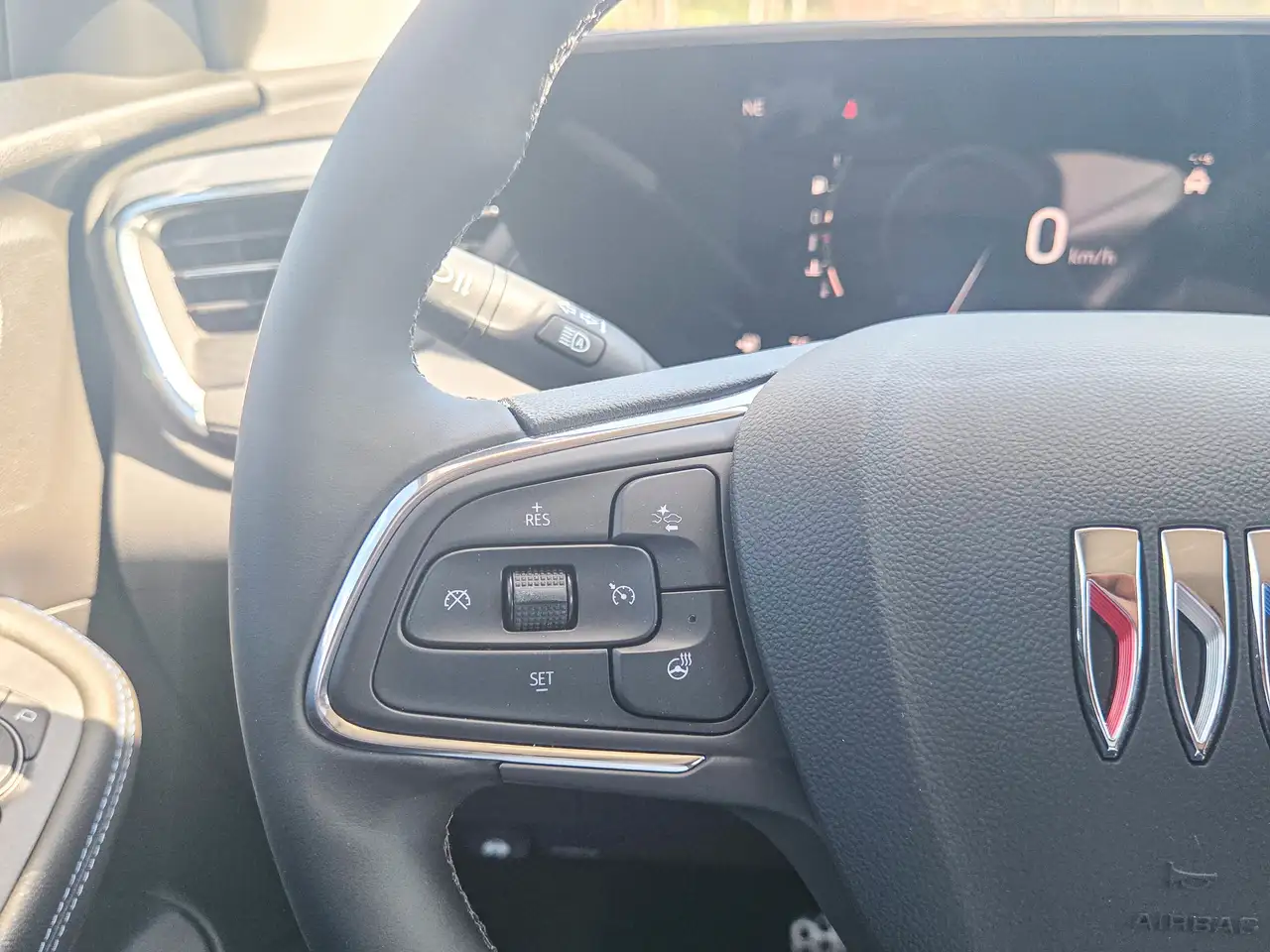 Buick Encore снимка Buick Encore