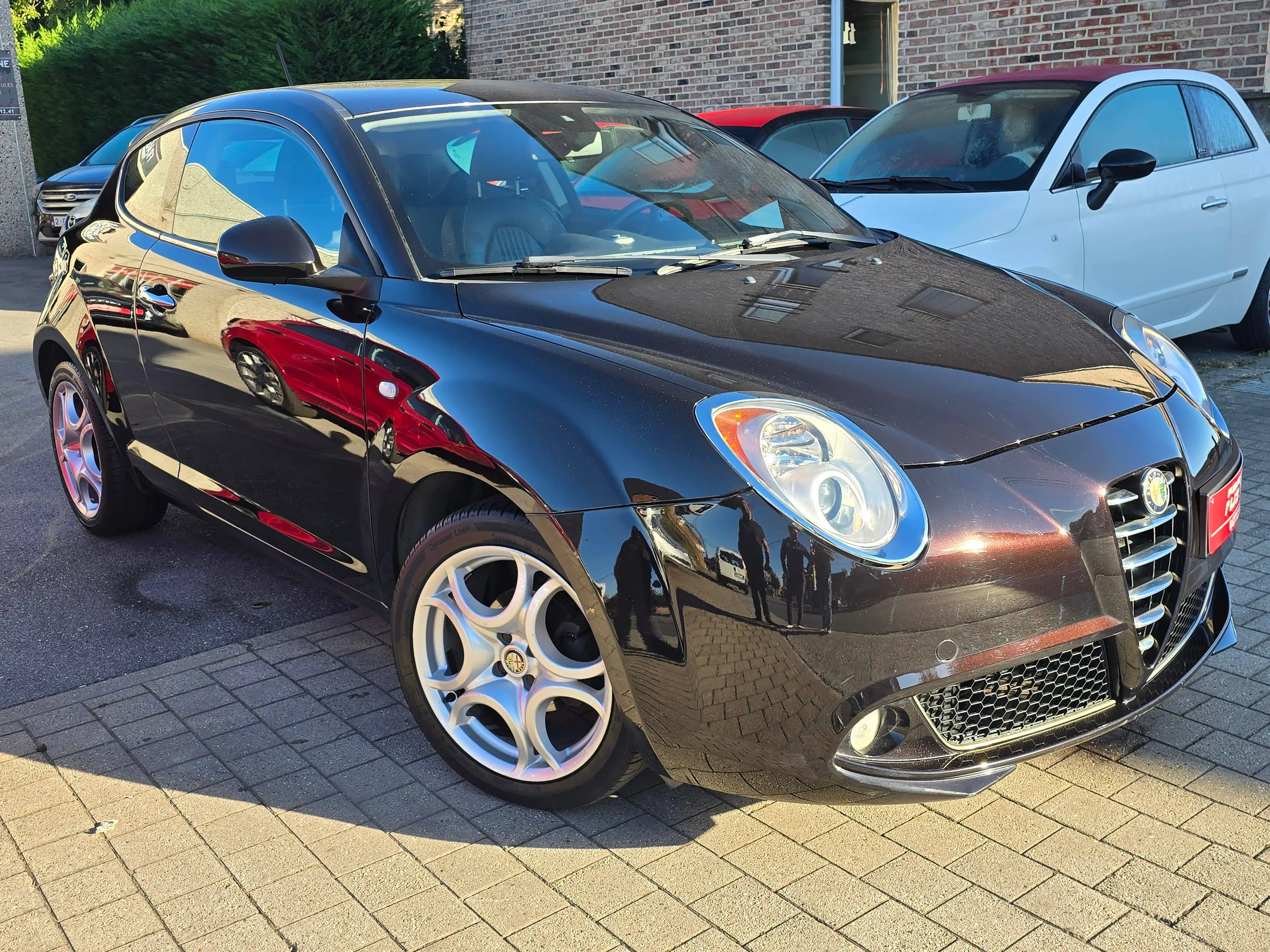 Alfa Romeo MiTo Mito 1.4i Distinctive 1ER PROPRIETAIRE CAR PASS OK GARANTIE CUIR NOIR — photo 2