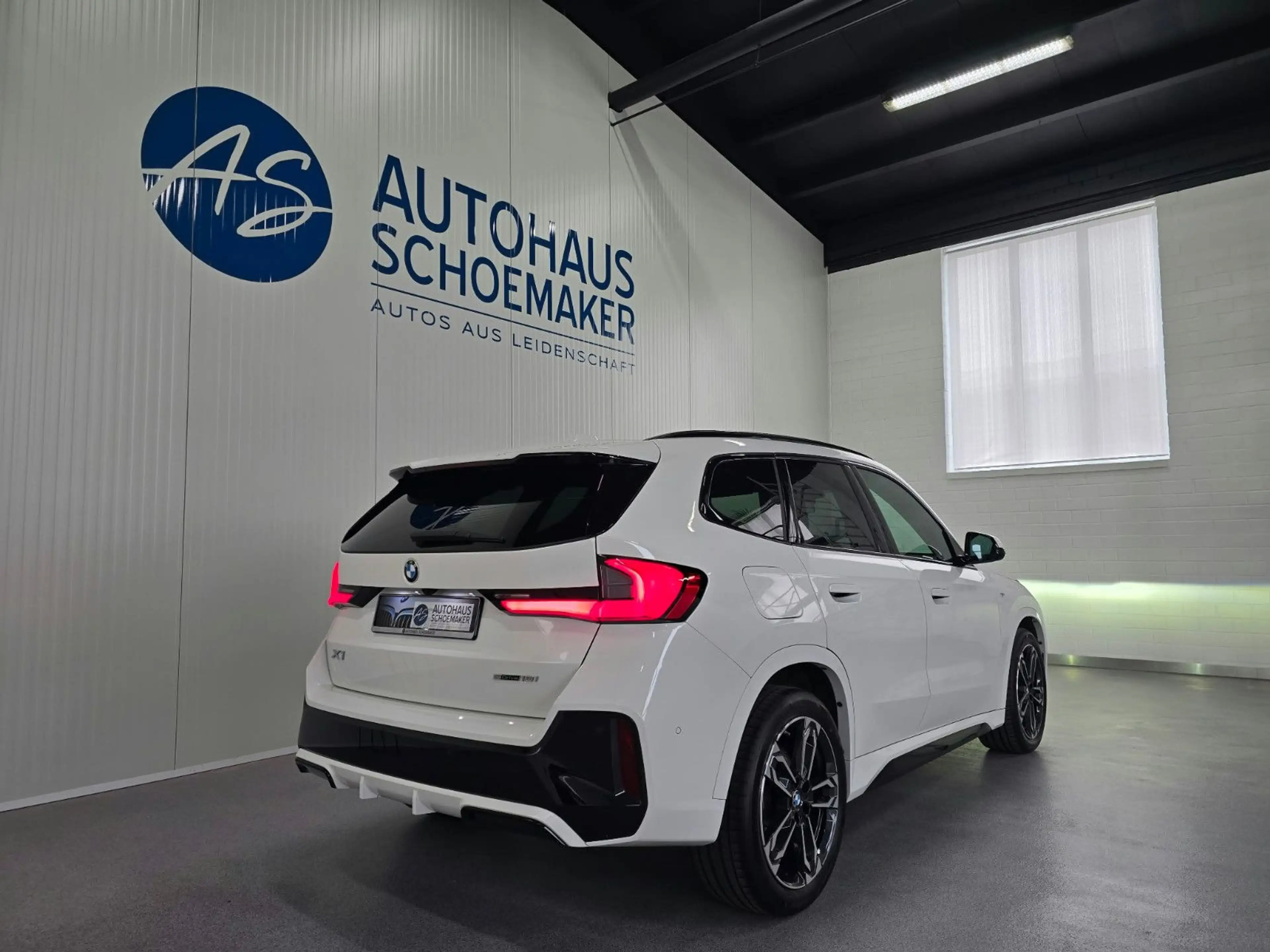 BMW X1 18i sDrive M Sport*Pano,RFK,AHK,H&K,el-Sitze — photo 6