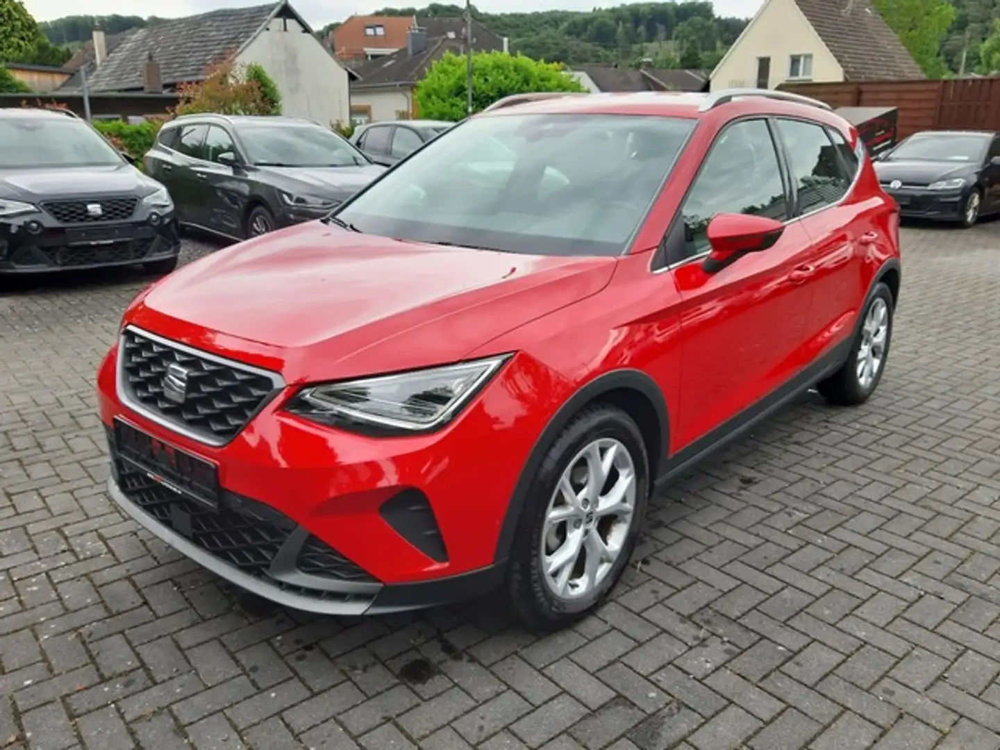 SEAT Arona FR LED NAVI ACC SH Rot - 2