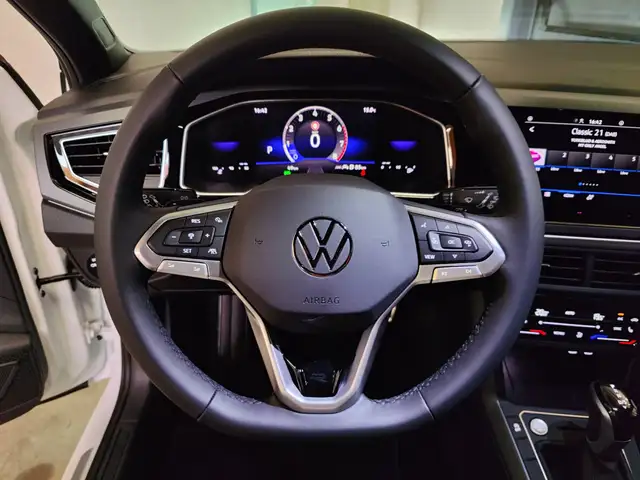 Volkswagen Taigo view 12